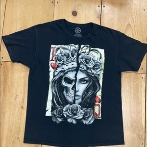 DOM  BLACK Trad Gothic King and Queen of Hearts Playing Card  Tee, L EUC!